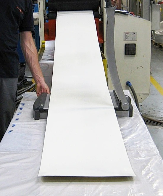 provino stampato in PET/PE antiurto per test meccanici