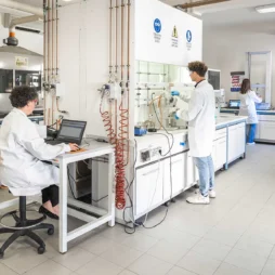 laboratorio R&D SPINPET per progetti finanziati
